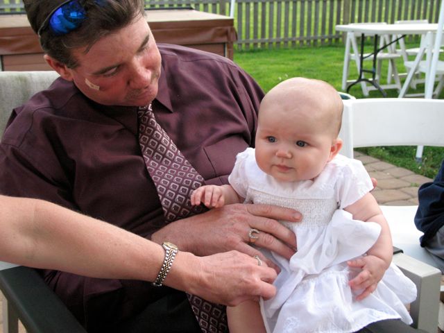 sarah being comfortable with uncle carl